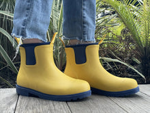 Load image into Gallery viewer, Sloggers Women’s Outnabout Boot – Sulphur/Navy