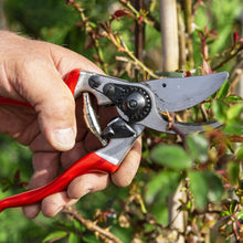 Load image into Gallery viewer, Felco 9 - Ergonomic Large Pruning Shears - for Left handers