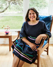 Load image into Gallery viewer, Planting for Native Birds, Bees and Butterflies by Jaclyn Crupi