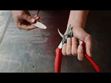 Load and play video in Gallery viewer, Felco 903 - Sharpening tool