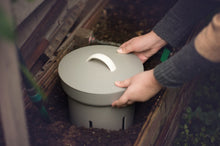 Load image into Gallery viewer, In-Ground Worm Farm Composter