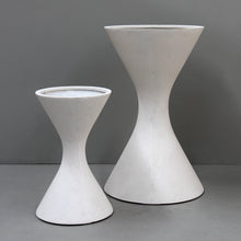 Load image into Gallery viewer, Ivory Lite Fab Planter