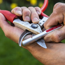 Load image into Gallery viewer, Felco 905 - Sharpening &amp; Adjustment Tool
