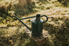 Load image into Gallery viewer, Haws &#39;The Bearwood Brook&#39; Watering Can 9L - Green
